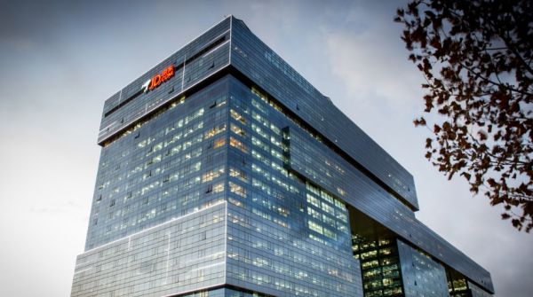 刚说将优化10%高管的京东宣布扩招1.5万员工