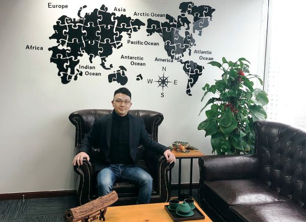 「马克」:搭建跨境S2B2C平台,为小B代购连接1万家海外线下消费场景