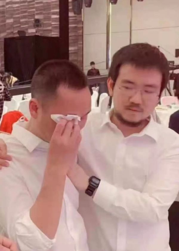 比特大陆10万机位备战丰水期,詹克团接管矿业重担