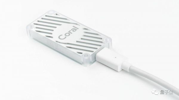 谷歌千元级TPU芯片发布,TensorFlow更换Logo推出2.0最新版