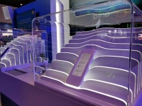 5G 手机终于发布了，但在 2019 年我们却用不上