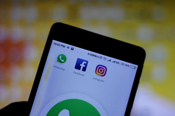 靠取代短信起家的WhatsApp,现在还要用企业版去抢电信公司增值业务的蛋糕