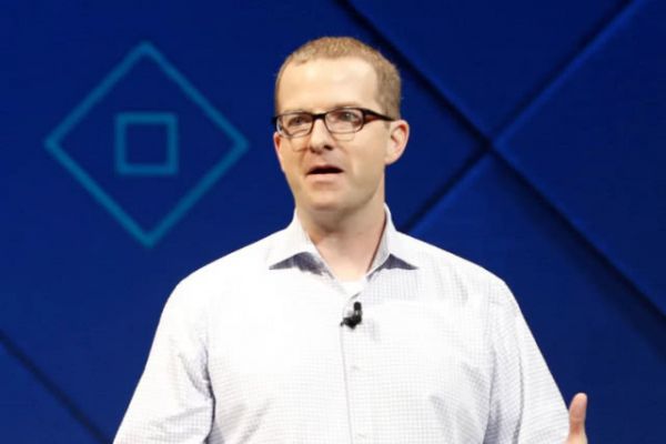 《财富》深度专访:风暴下Facebook的“面子”和“ 里子”