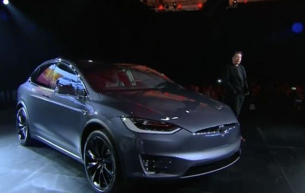 特斯拉 Model Y 终于发布，「性感」有余，惊喜不足