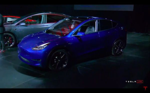 特斯拉 Model Y 终于发布，「性感」有余，惊喜不足