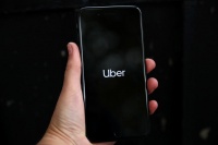 最前线 | Uber拟下月开启IPO，估值预期1200亿美元