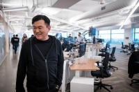 继要求全员学英语后，这位CEO又要求员工学编程