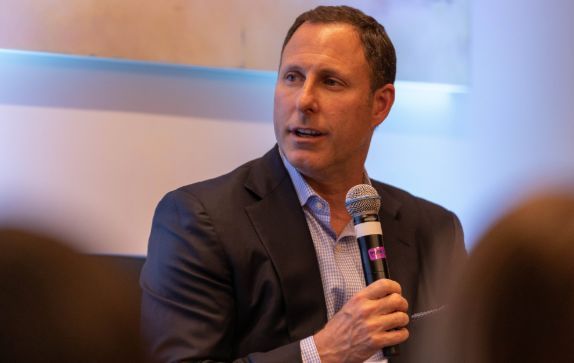 千亿美金是如何投(huā)出去的？揭秘软银愿景基金决策机制