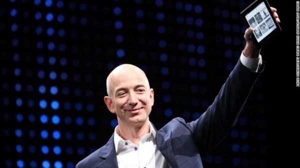 亚马逊智囊团:150多名经济学博士,用“谋略”甩开对手