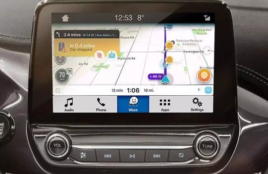 最后一场「屏之争」:汽车大佬与硅谷巨头的贴身肉搏