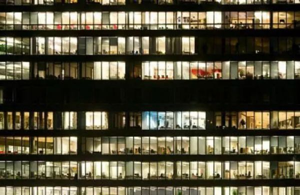 不喜欢996是对的,但马老师和刘强东,也都是对的!