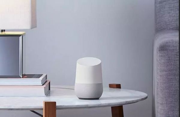 BBC入局、脸书返场,与微软谷歌在智能“唠嗑”上深度竞逐