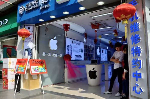 手机线下风云:有人疯狂开店,有人亏损转行