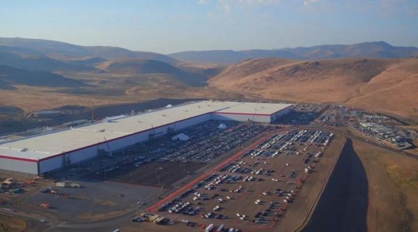 从 Giga 1 到 Giga 3，特斯拉超级工厂的高速迭代