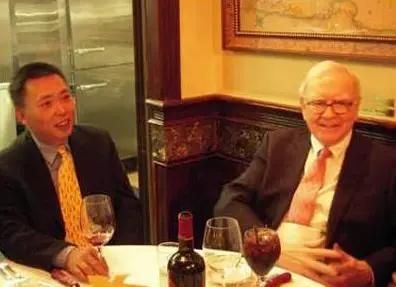 ▲段永平与巴菲特