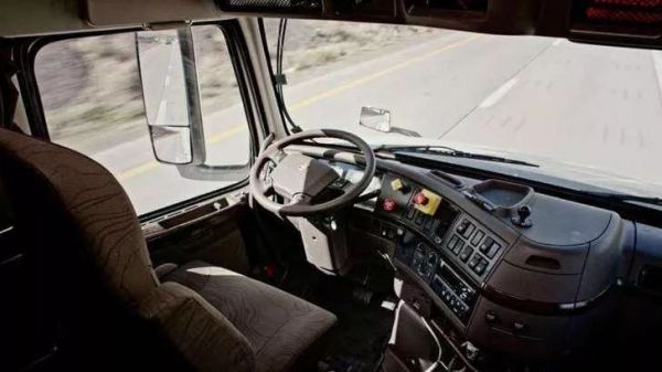 接管报告被神话了?到底什么才是自动驾驶测试的衡量标准?