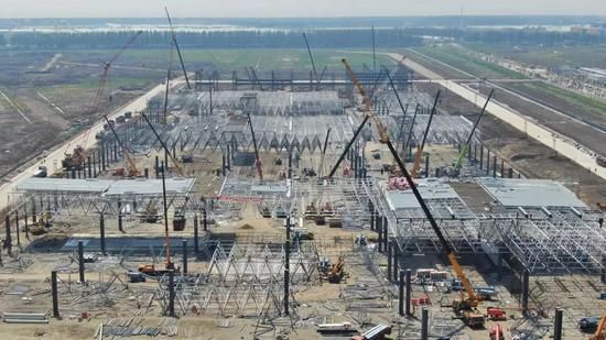 4月份，特斯拉在上海的Gigafactory3工厂正在施工