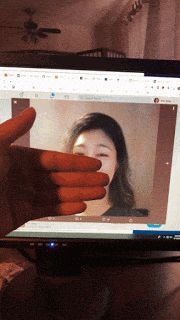 用AI变身16岁女孩,抓住40岁违法警察,20岁男大学生钓鱼执法秀翻美国