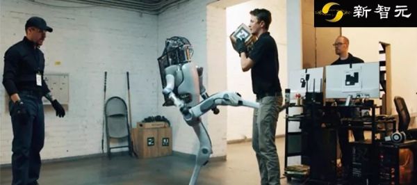 请停止霸凌机器人，“波士顿动力 Atlas” 反击人类真相