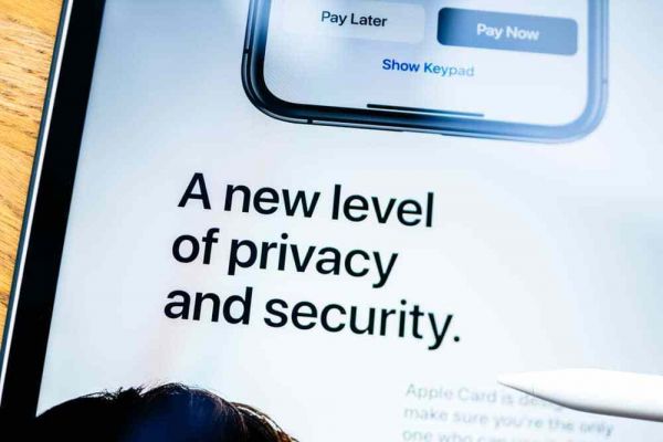 苹果推出“Sign in with Apple”服务,背后真实意图是什么?