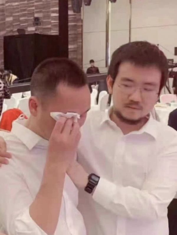 中国公司疯狂IPO:想象中的一夜暴富,现实中的流血上市