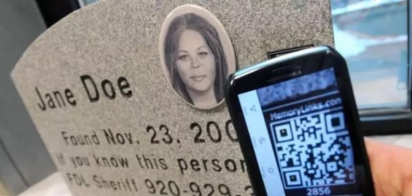 未来人类殡葬一览:太空中正飘着上千个骨灰盒