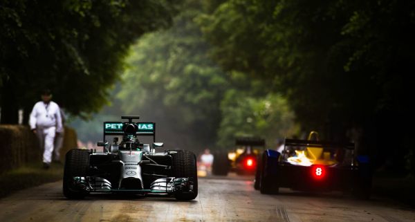 古德伍德赛车节又来了位自动驾驶货车,能上路送货吗?