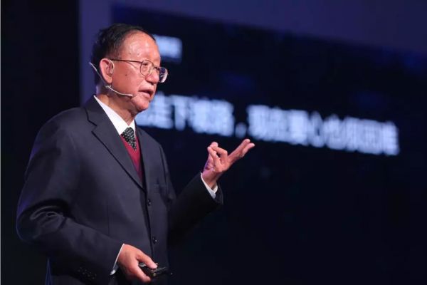 对话通信泰斗李进良：4G当前还有很大用处，会和5G长期共存