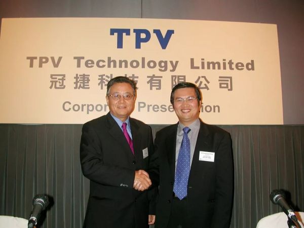 段永平与王东升的交叉路口