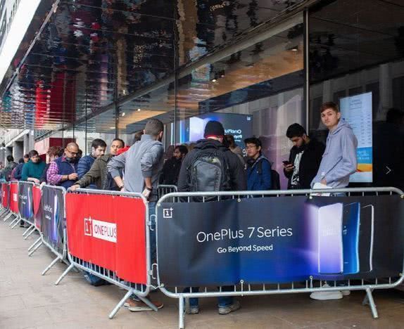 国产手机出海之破局欧洲:华为高端机领跑西欧,小米仍主打性价比