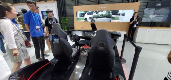 华为押注智能电视,为何国产手机企业一定要做物联网?