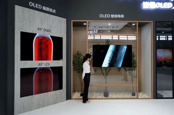 华为押注智能电视,为何国产手机企业一定要做物联网?