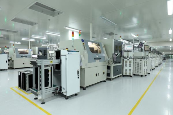 华为押注智能电视,为何国产手机企业一定要做物联网?