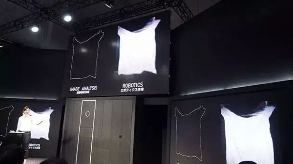 嚼碎就能清理牙齿的牙膏片;微信开放“一物一码”能力;日本企业开发自动叠衣衣柜|一周消费新闻Vol.44