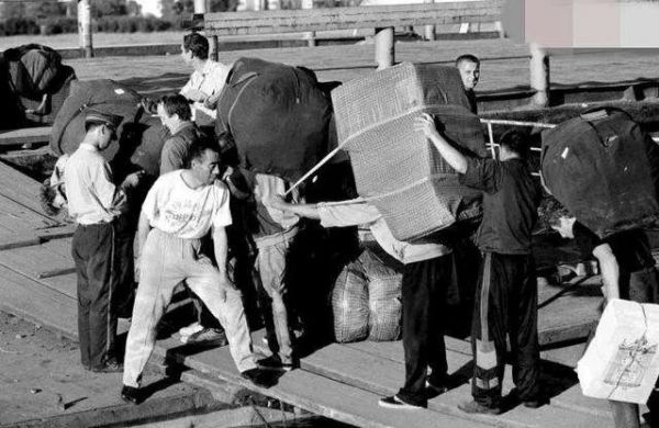 中国手机俄罗斯掘金记