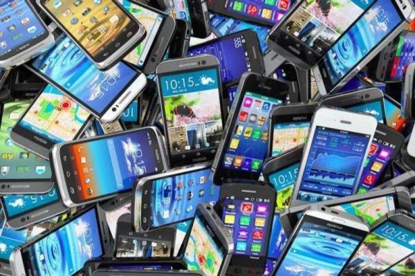 中国手机俄罗斯掘金记