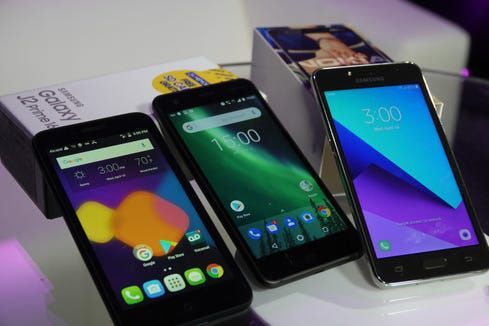 苹果、三星高端机“遇冷”之后