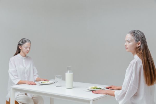 少数派的一周猜想 | 如果在太空中诞生,人类将会变成什么样子?