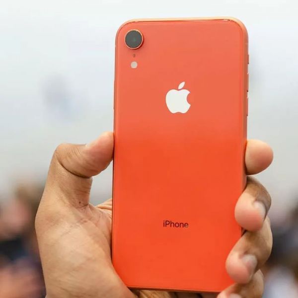 新iPhone增加绿色是真是假？这些厂商靠颜色赚钱