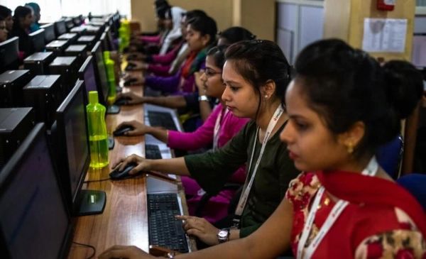 揭秘AI训练内幕：帮助AI进化的除了专家，还有全球无数上班族