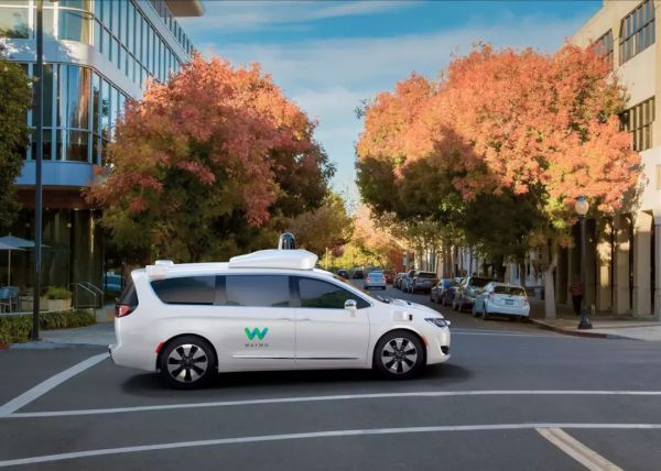 上市十余载,谷歌、百度已是冰火两重天