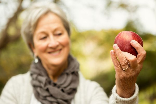 少数派的未来猜想 | 在长寿抗衰的战场上，“生物黑客”们都实现了什么？