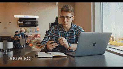 雇佣劳工冒充AI？校园外卖机器人竟是远程人工操纵