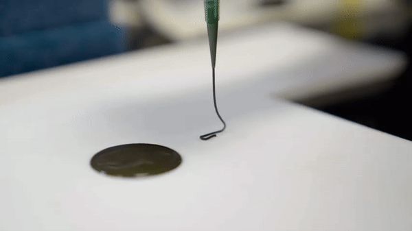 MIT华人科学家打造线形机器人:灵活穿行脑血管,还能轻松急转弯