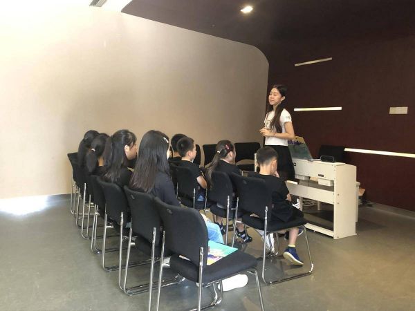 夏令营,和四个不同的夏天 | 深氪lite