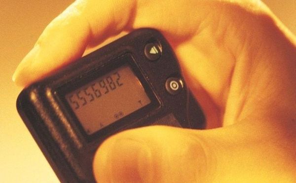 90 年代的传呼机，到今天还没有完全退出历史舞台