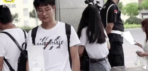 开学AI登场,高校用人脸识别查考勤管理学生,还敢逃课、玩手机?