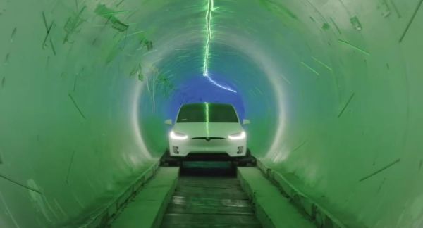 焦点分析丨马斯克的野心岂止特斯拉,他还要“上天入地”