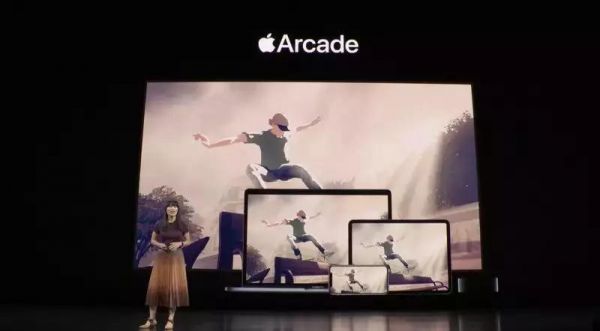 硬件更「走量」导向的苹果,还要发力服务