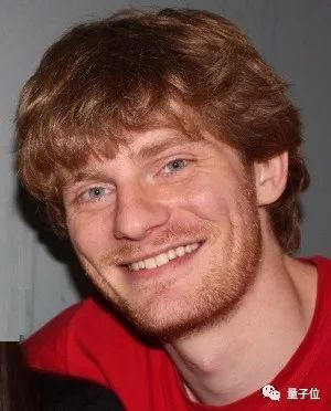 要啥给啥的写作AI:新闻评论小说都能编,题材风格随便选,真假难辨,16亿参数模型已开源